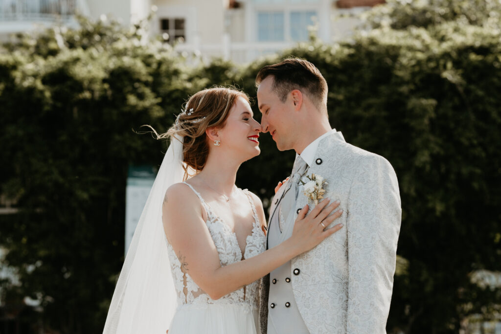 Ostseehochzeit am Meer - Passende Hochzeitslocation für Micro Wedding