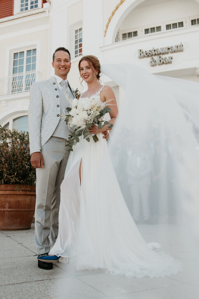 Hochzeitsplanerin Mandy Knebusch für Micro Wedding an der Ostsee und Nordsee - Kurzfristige Hochzeitsplanung